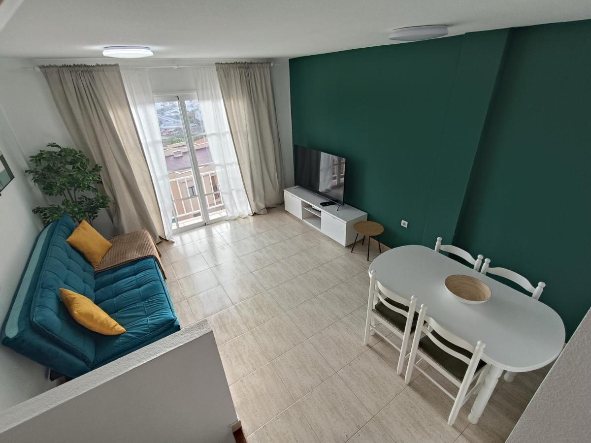 Apartamento Familiar Arcoiris Primera Linea De La Playa กาเยาซัลวาเค ภายนอก รูปภาพ