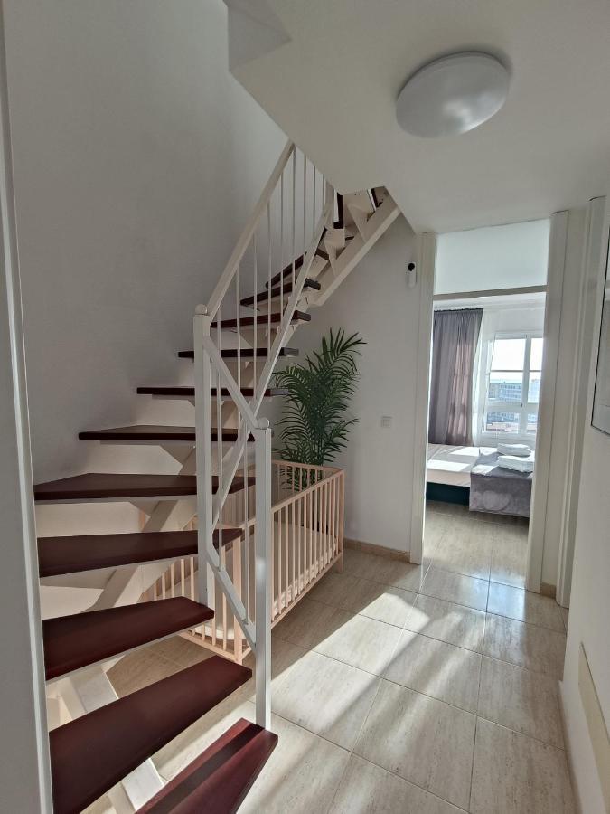 Apartamento Familiar Arcoiris Primera Linea De La Playa กาเยาซัลวาเค ภายนอก รูปภาพ