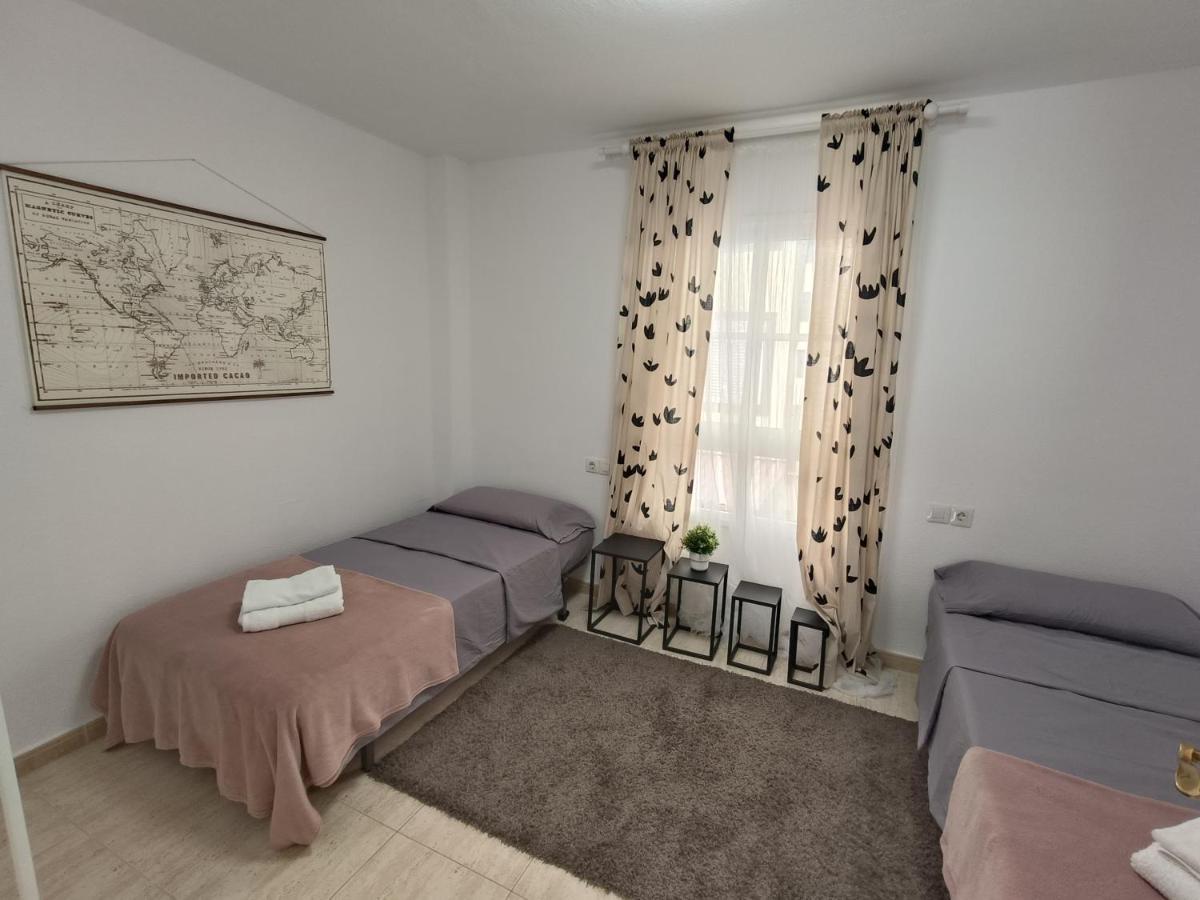Apartamento Familiar Arcoiris Primera Linea De La Playa กาเยาซัลวาเค ภายนอก รูปภาพ