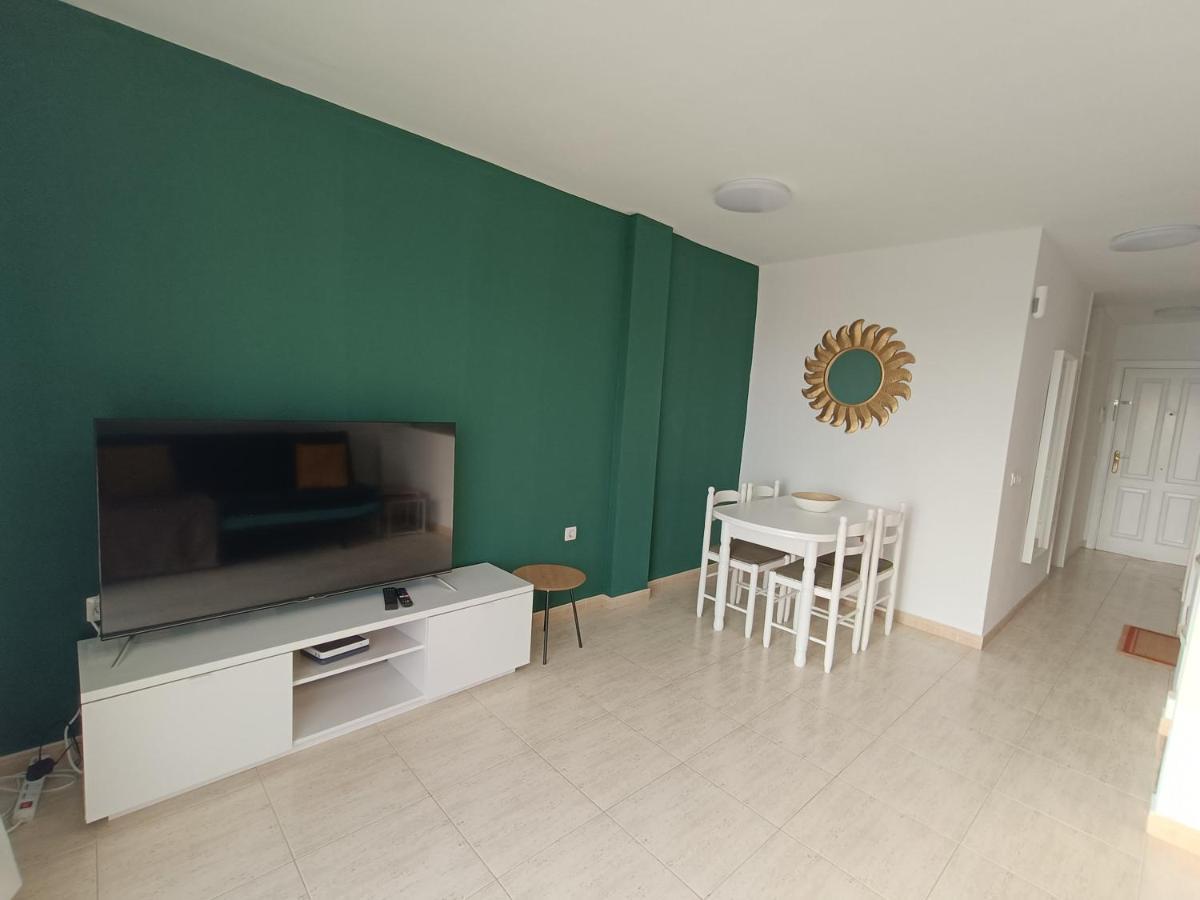 Apartamento Familiar Arcoiris Primera Linea De La Playa กาเยาซัลวาเค ภายนอก รูปภาพ