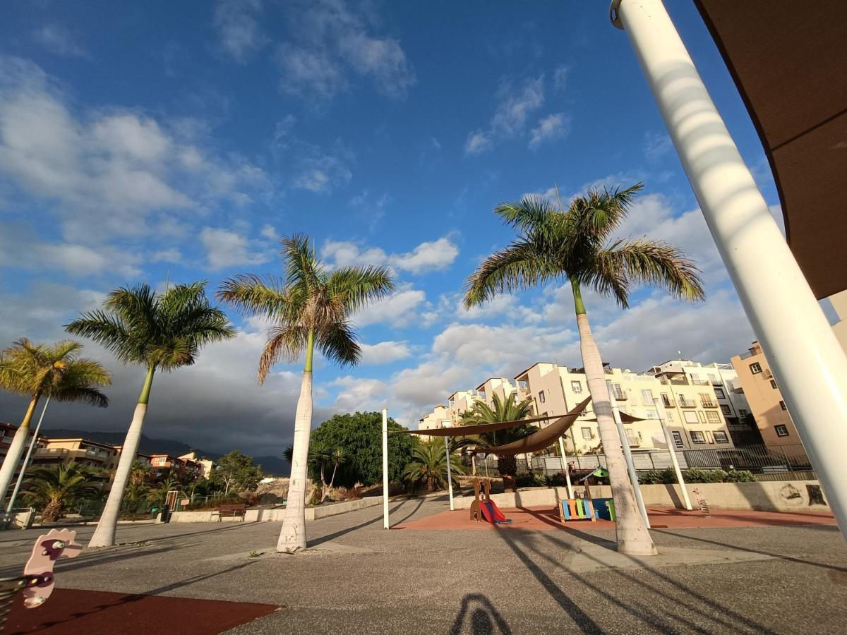 Apartamento Familiar Arcoiris Primera Linea De La Playa กาเยาซัลวาเค ภายนอก รูปภาพ